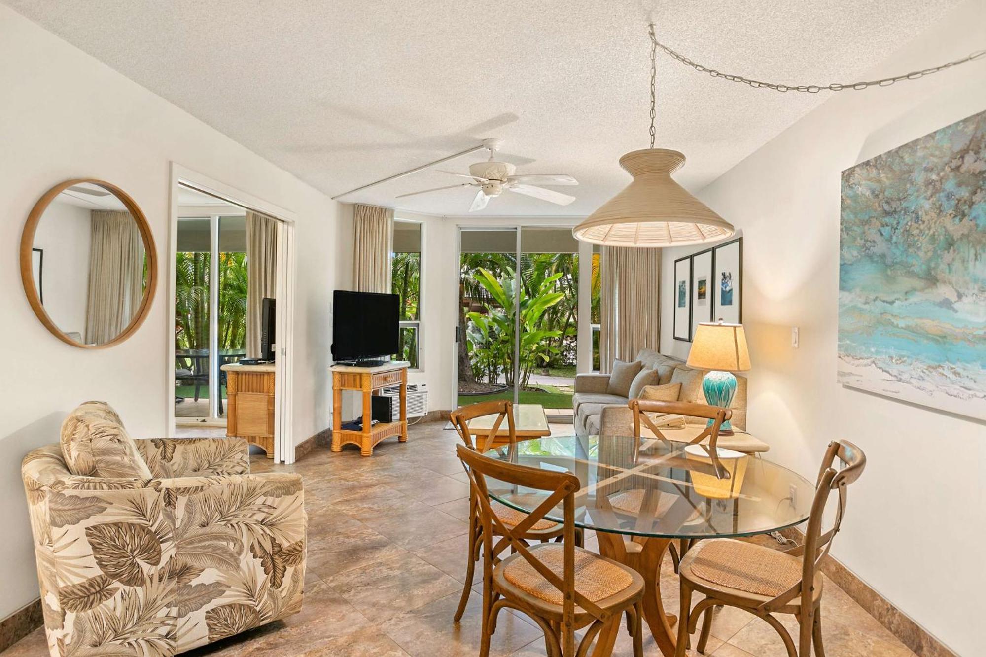 Aparthotel Aston At The Maui Banyan à Wailea  Extérieur photo
