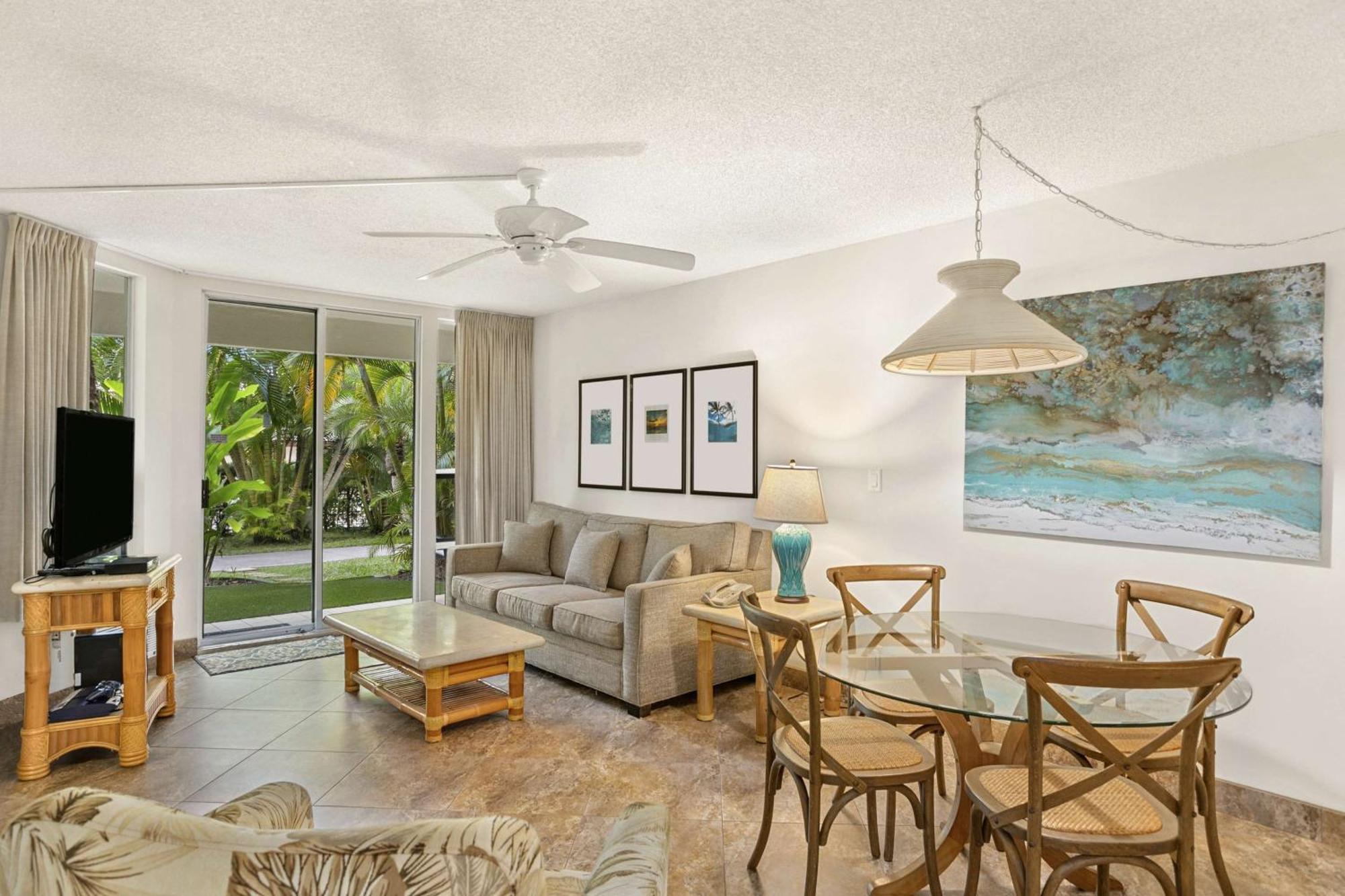 Aparthotel Aston At The Maui Banyan à Wailea  Extérieur photo