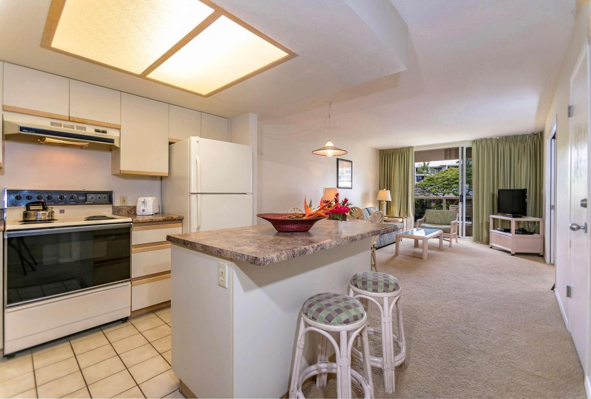 Aparthotel Aston At The Maui Banyan à Wailea  Extérieur photo