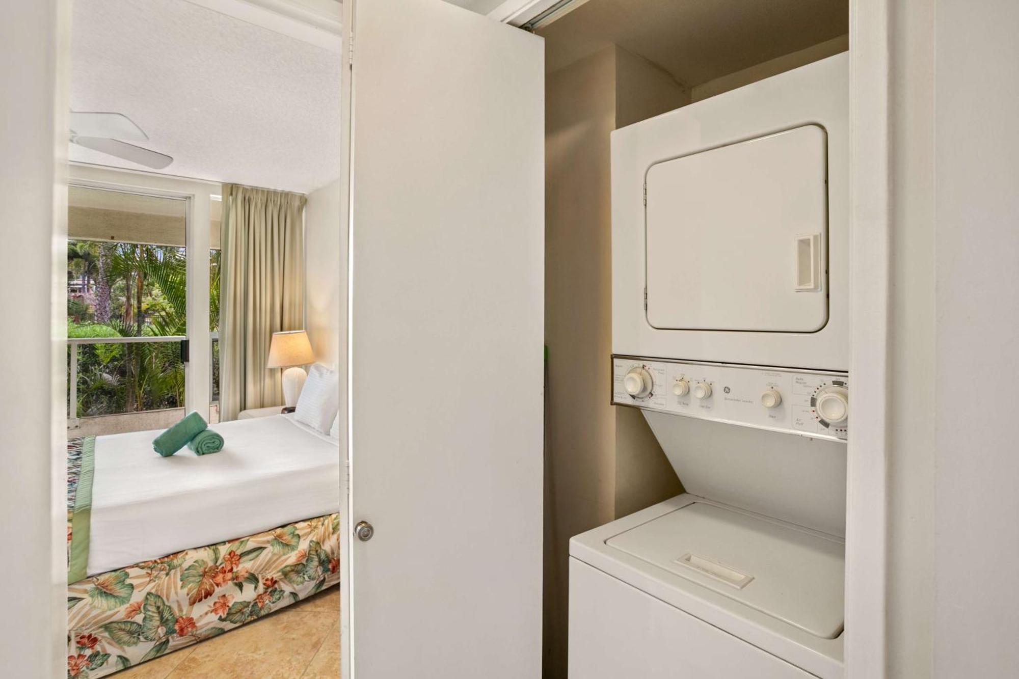 Aparthotel Aston At The Maui Banyan à Wailea  Extérieur photo